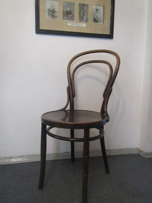 Стул №14
